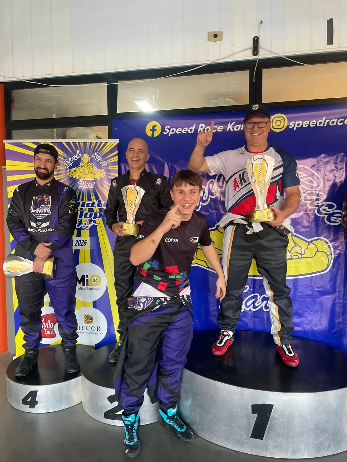 Sabadão AKARS – foto 8 de pilotos no Circuito Techspeed